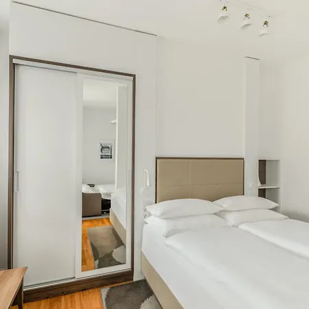 Highpark Am Potsdamer Platz 4* ברלין
