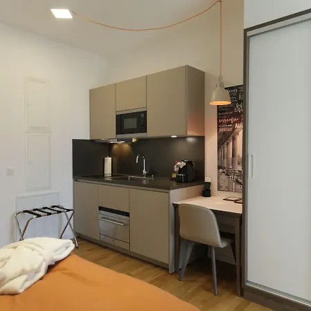 Highpark Am Potsdamer Platz 4*