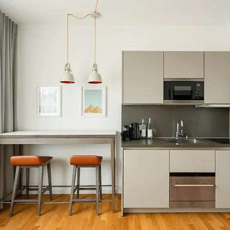 Highpark Am Potsdamer Platz 4*