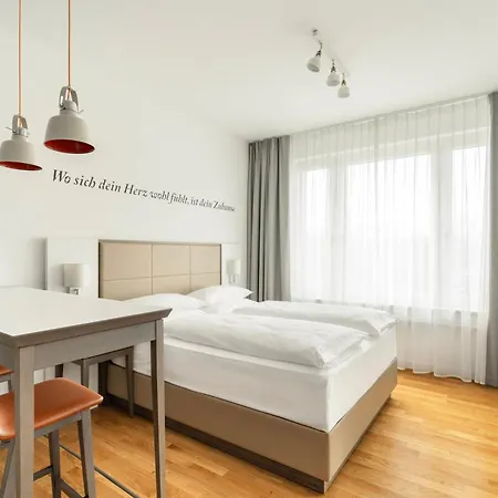 Highpark Am Potsdamer Platz 4* ברלין