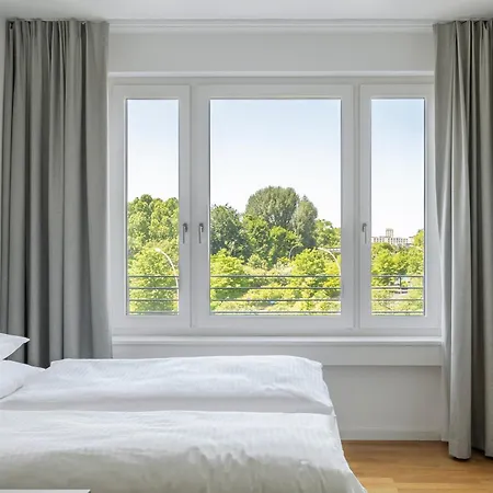 Aparthotel Highpark Am Potsdamer Platz 4*